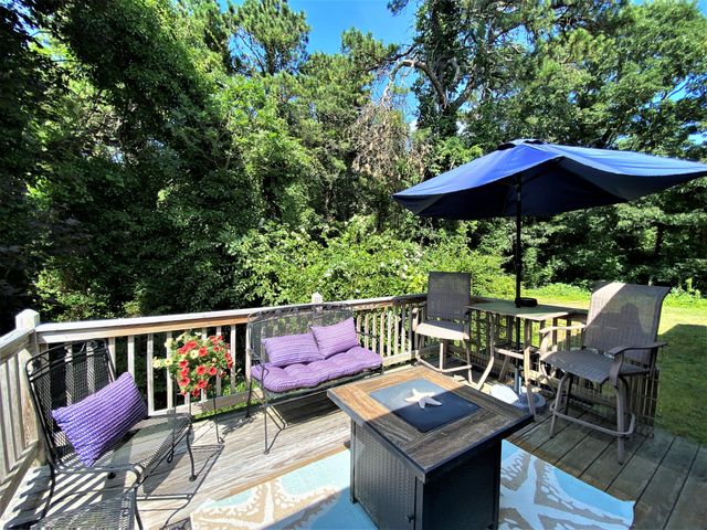 5 Maple Lane, Brewster, MA 02631