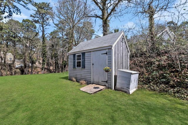 5 Maple Lane, Brewster, MA 02631