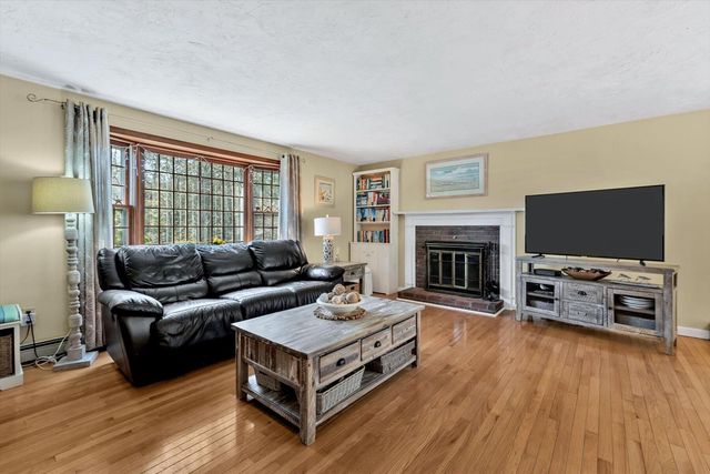 5 Maple Lane, Brewster, MA 02631