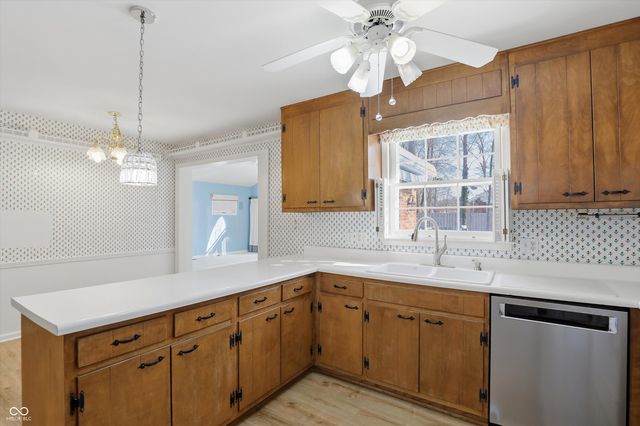 11219 Rolling Springs Drive, Carmel, IN 46033