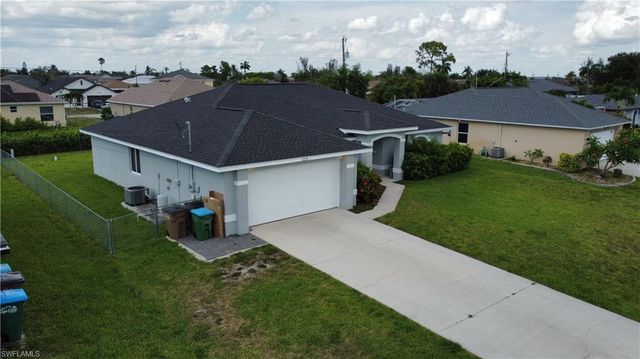 1229 SW 29th TER, Cape Coral, FL 33914