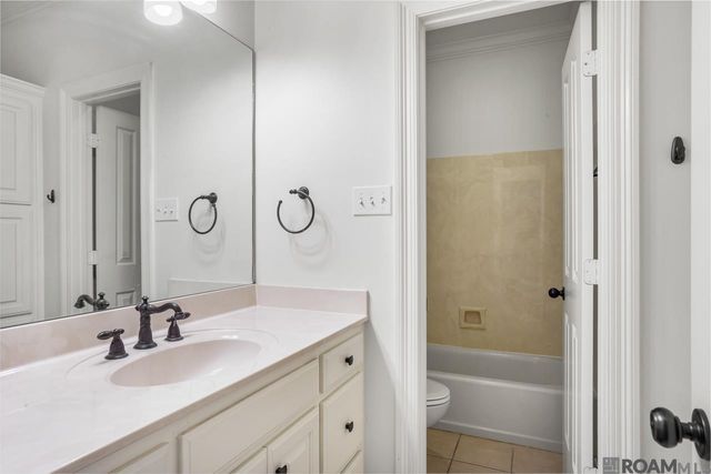 8768 Wyeth Dr, Denham Springs, LA 70706