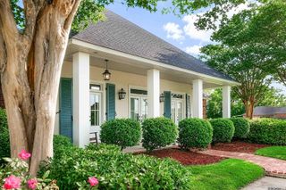 8768 Wyeth Dr, Denham Springs, LA 70706