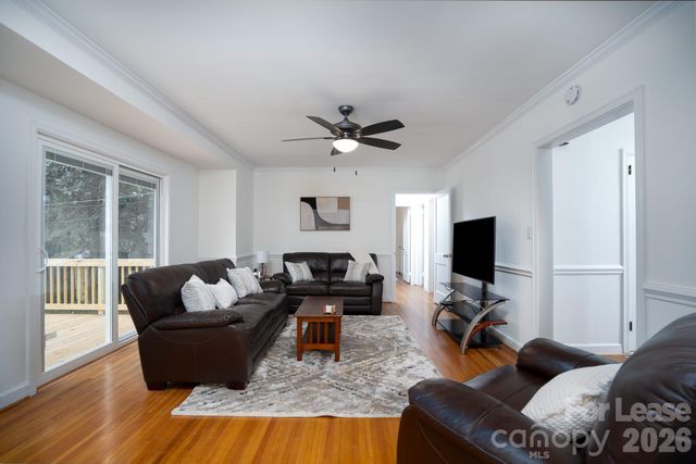 3227 Mayfield Avenue, Charlotte, NC 28209