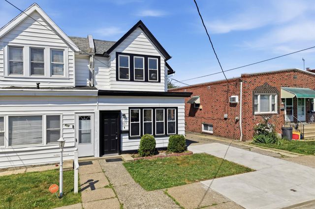 917 OAKMONT ST, Philadelphia, PA 19111