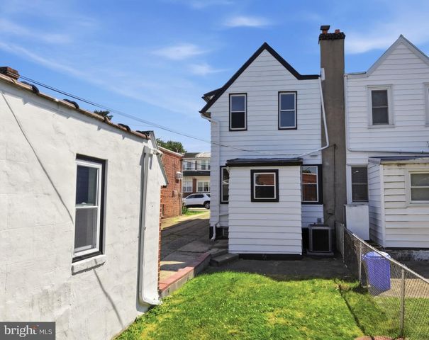 917 OAKMONT ST, Philadelphia, PA 19111