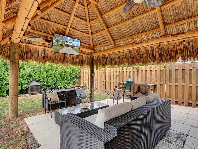 1113 RAINWOOD Circle W, Palm Beach Gardens, FL 33410