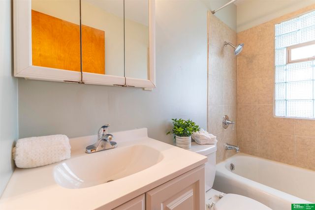 5314 N 48th Street, Omaha, NE 68104