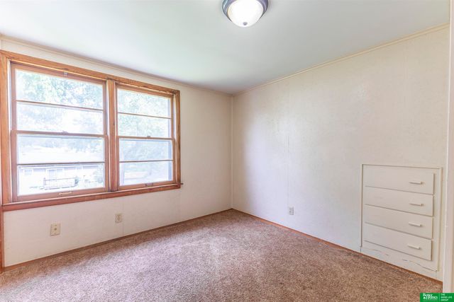 5314 N 48th Street, Omaha, NE 68104