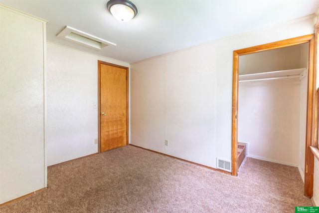 5314 N 48th Street, Omaha, NE 68104