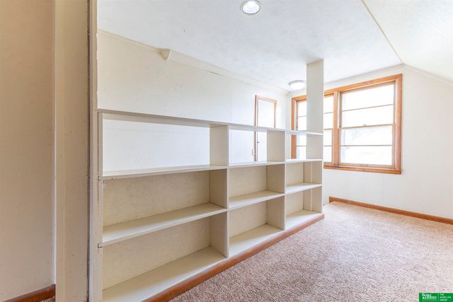 5314 N 48th Street, Omaha, NE 68104