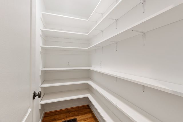 325 Walnut Ct, White House, TN 37188