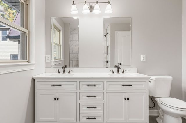 325 Walnut Ct, White House, TN 37188