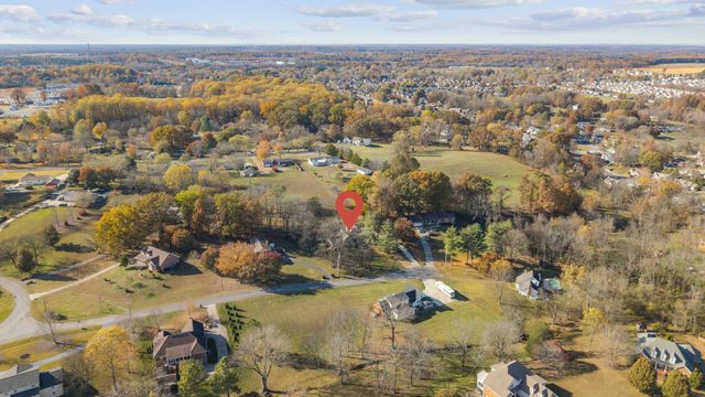 325 Walnut Ct, White House, TN 37188