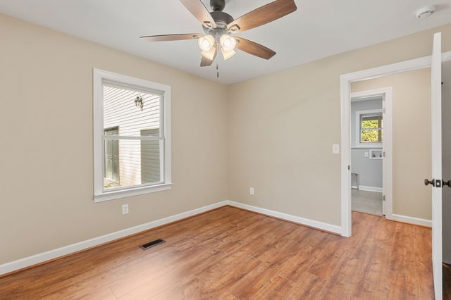 325 Walnut Ct, White House, TN 37188