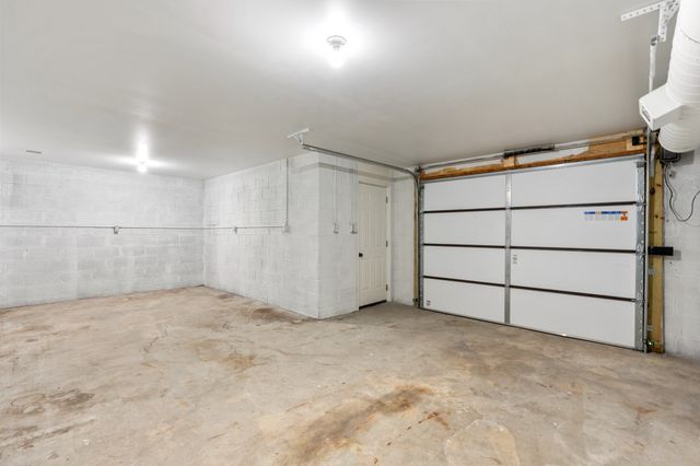 325 Walnut Ct, White House, TN 37188