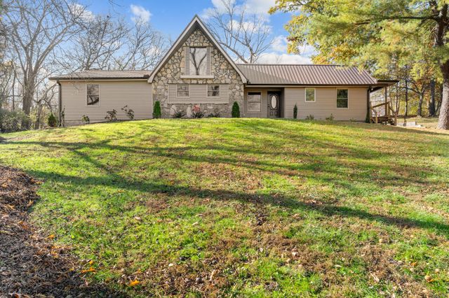 325 Walnut Ct, White House, TN 37188