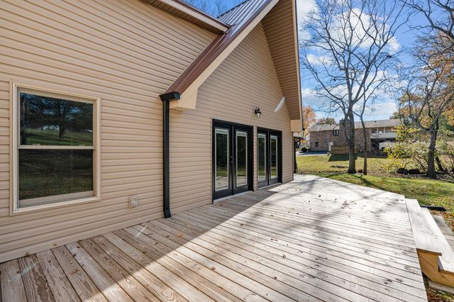 325 Walnut Ct, White House, TN 37188