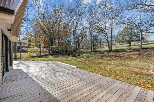 325 Walnut Ct, White House, TN 37188