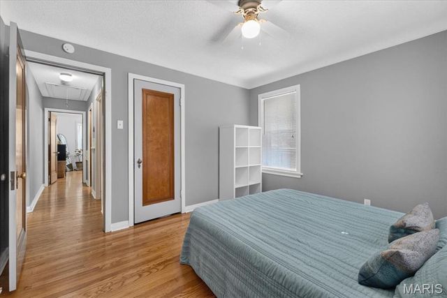 5348 Sunshine Drive, St Louis, MO 63109