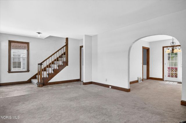 1831 Heatherdowns Boulevard, Toledo, OH 43614