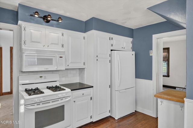 1831 Heatherdowns Boulevard, Toledo, OH 43614