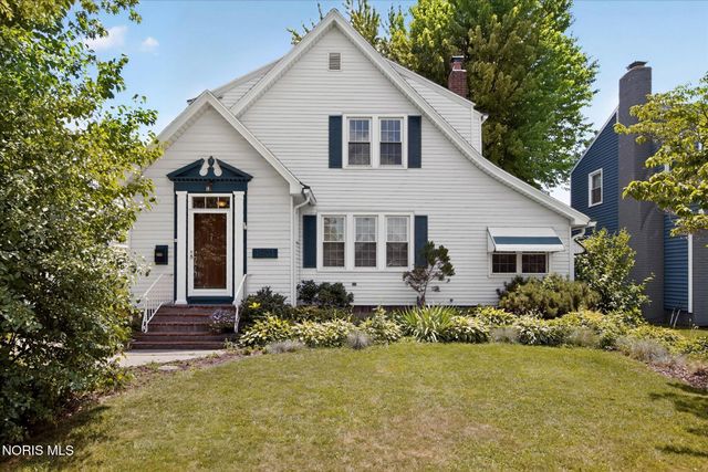 1831 Heatherdowns Boulevard, Toledo, OH 43614