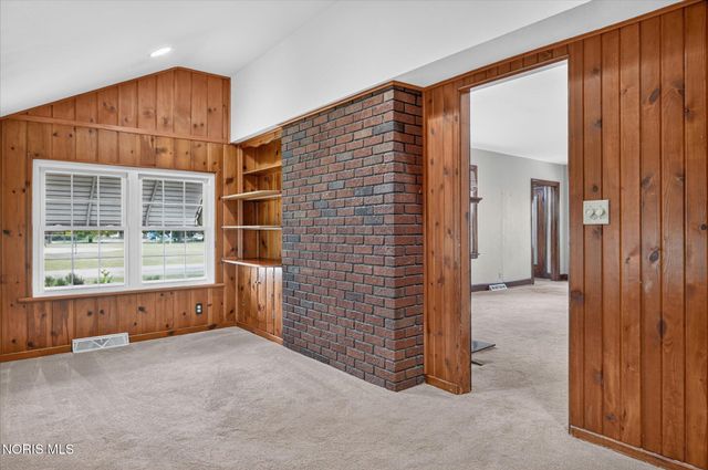 1831 Heatherdowns Boulevard, Toledo, OH 43614