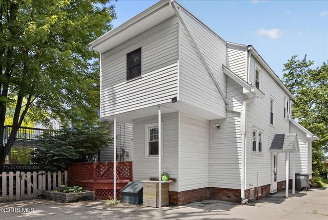 1831 Heatherdowns Boulevard, Toledo, OH 43614