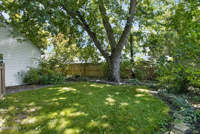 1831 Heatherdowns Boulevard, Toledo, OH 43614