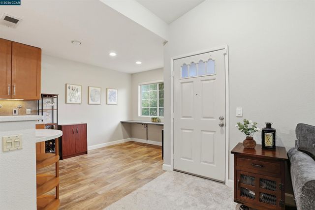 7020 Stagecoach Rd G, Dublin, CA 94568