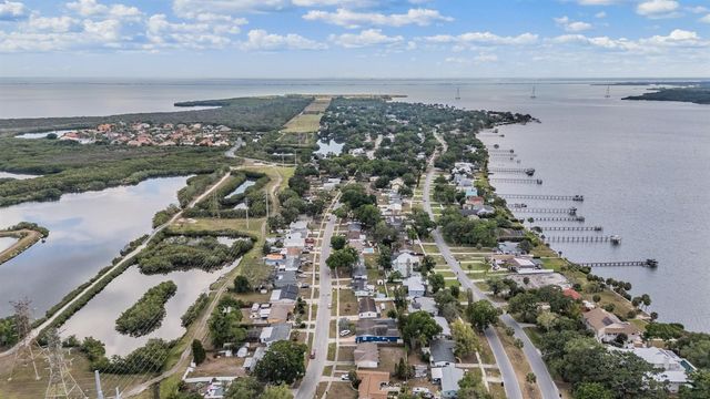 307 COUNTRY CLUB DRIVE, Oldsmar, FL 34677