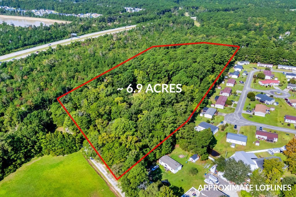 5665 Weikles Ln, Myrtle Beach, SC 29588 — exterior