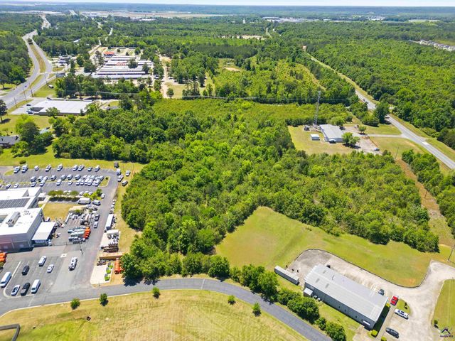 6629 Hawkinsville Road, Macon, GA 31216