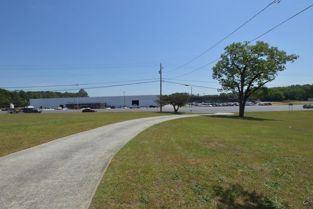 6629 Hawkinsville Road, Macon, GA 31216