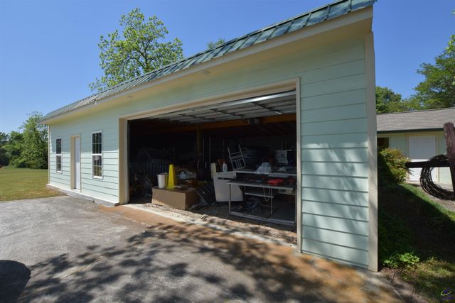 6629 Hawkinsville Road, Macon, GA 31216