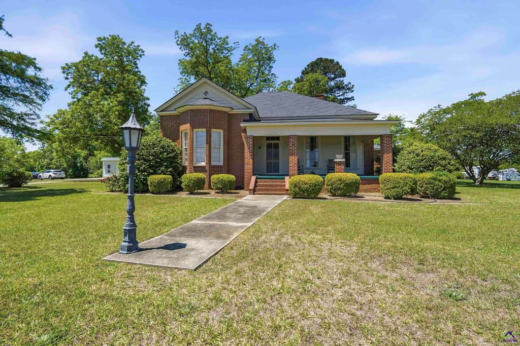 6629 Hawkinsville Road, Macon, GA 31216