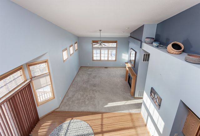 4200 152nd Street, Urbandale, IA 50323