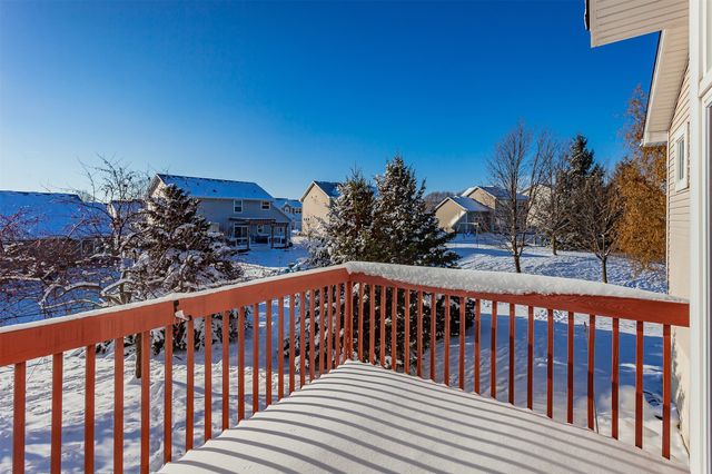 4200 152nd Street, Urbandale, IA 50323