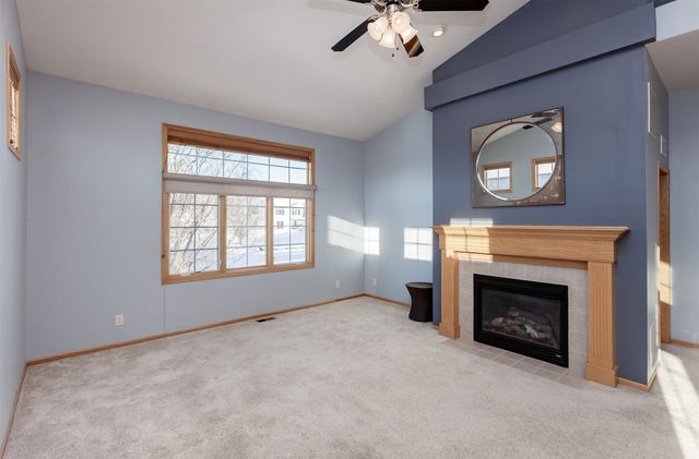 4200 152nd Street, Urbandale, IA 50323