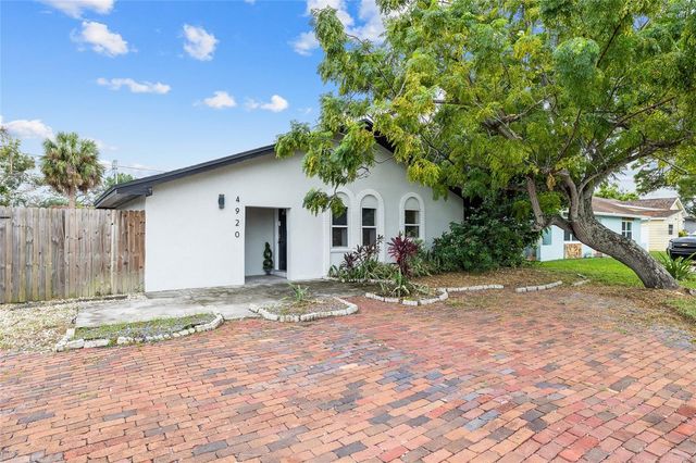 4920 30TH AVENUE N, St Petersburg, FL 33710