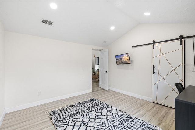 4920 30TH AVENUE N, St Petersburg, FL 33710