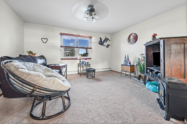 4068 Darby Lane, Seaford, NY 11783