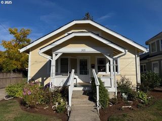 375 W 17TH Ave, Eugene, OR 97401