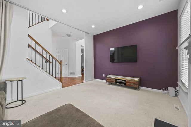 36 STONERIDGE DR, Robbinsville, NJ 08691