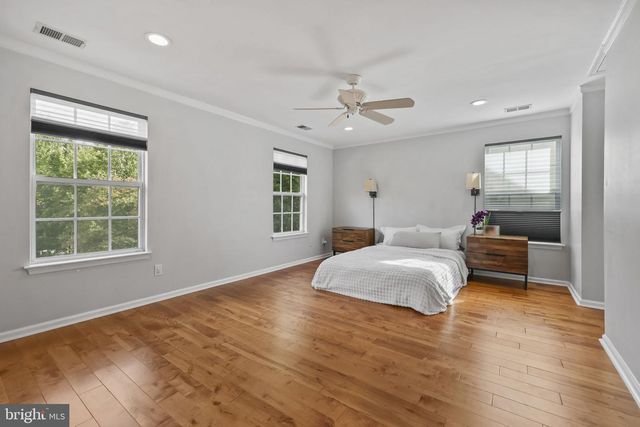 36 STONERIDGE DR, Robbinsville, NJ 08691