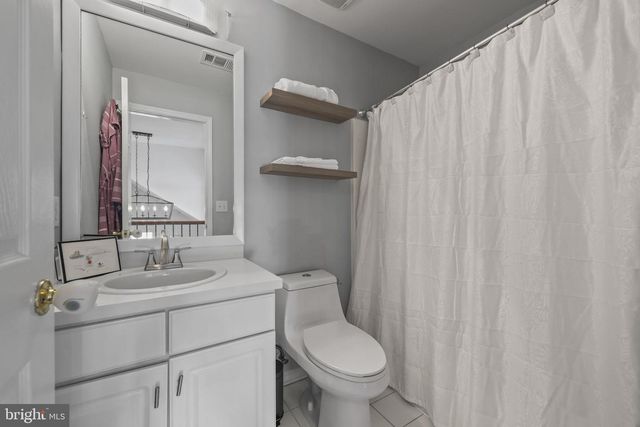 36 STONERIDGE DR, Robbinsville, NJ 08691