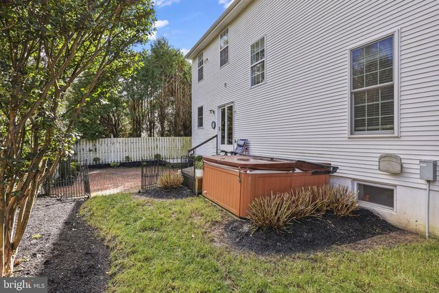 36 STONERIDGE DR, Robbinsville, NJ 08691