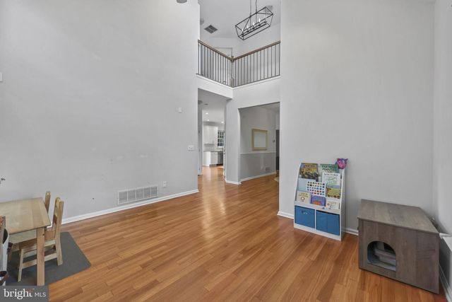 36 STONERIDGE DR, Robbinsville, NJ 08691