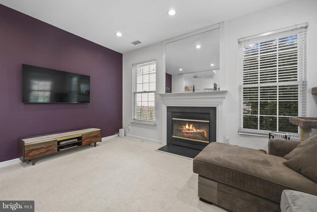 36 STONERIDGE DR, Robbinsville, NJ 08691